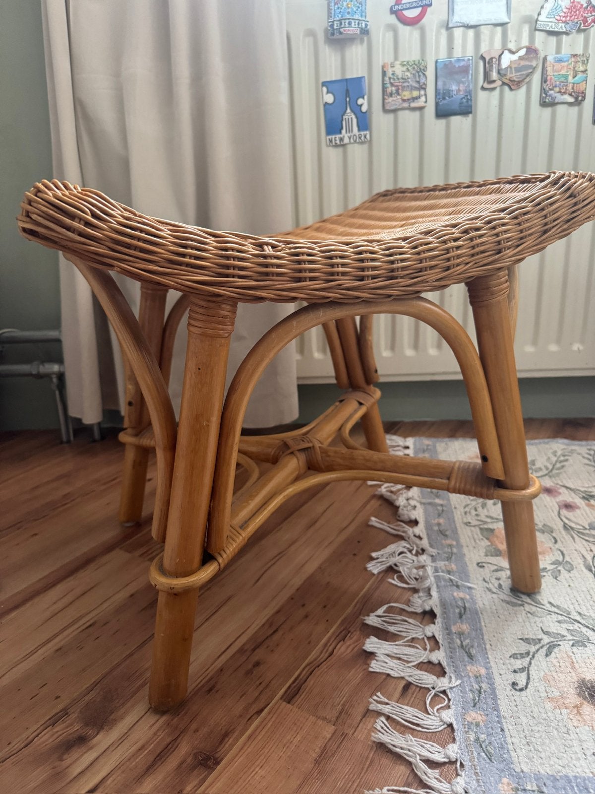 Mooie vintage bruine rotan kruk, Gebruikt, Vintage, Vintage, Hout