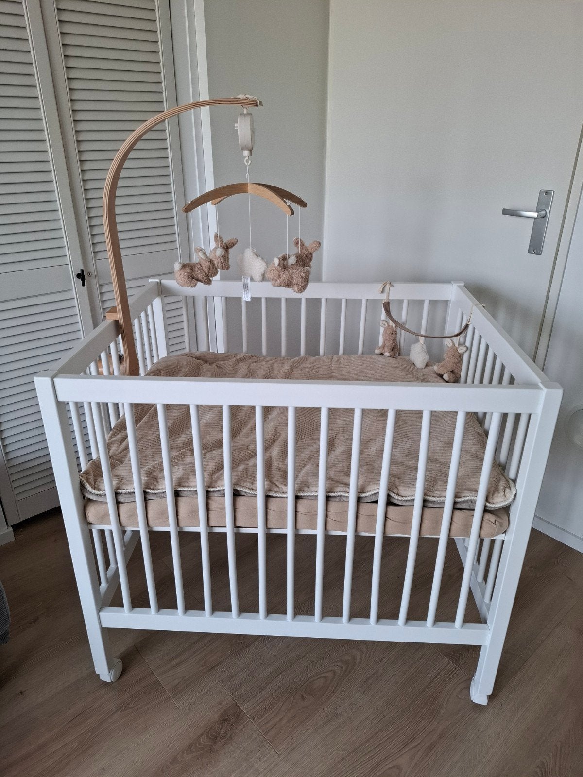 Box, Kinderen en Baby's, Ophalen, Zo goed als nieuw, Rechthoekig, In hoogte verstelbaar