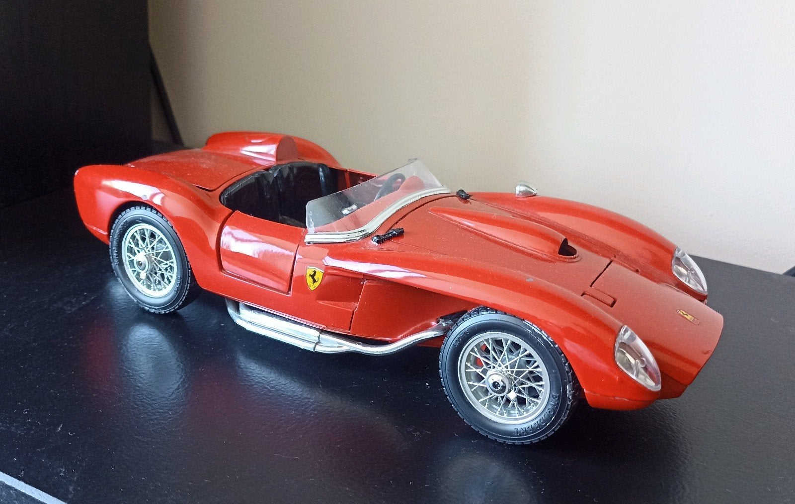 Bburago Ferrari Testarossa 1:18, Ophalen of Verzenden, Zo goed als nieuw, Bburago