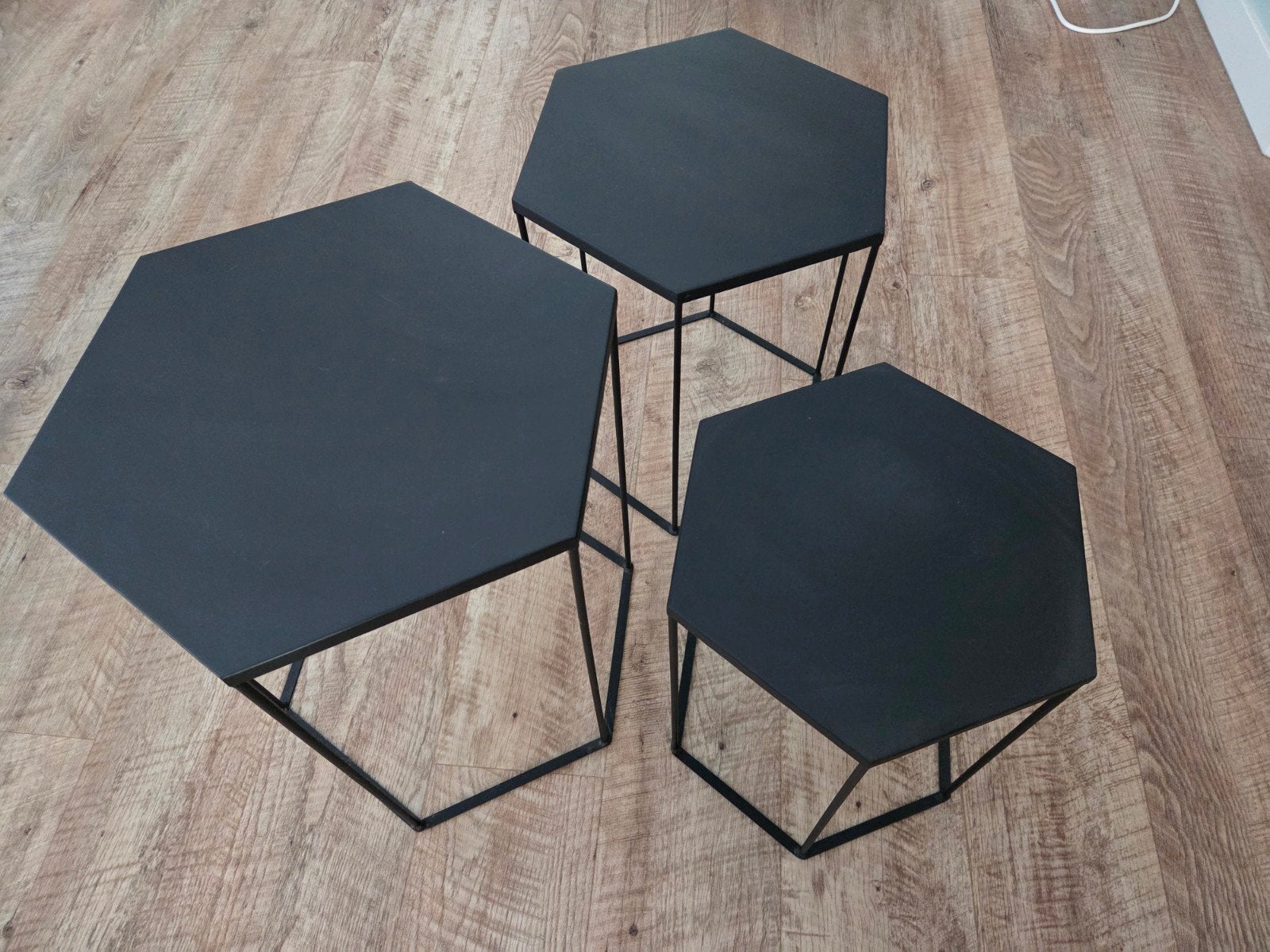 3-in-1 bijzettafels (zeshoekig) zwart, Huis en Inrichting, Minder dan 55 cm, Metaal of Aluminium, Zo goed als nieuw, Overige vormen