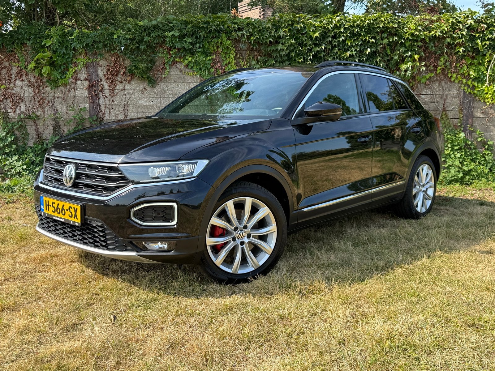 Volkswagen T-Roc 1.5 TSI DSG Sport Business R | Camera | Led, Auto's, Volkswagen, 1498 cc, 4 cilinders, 150 pk, Zwart