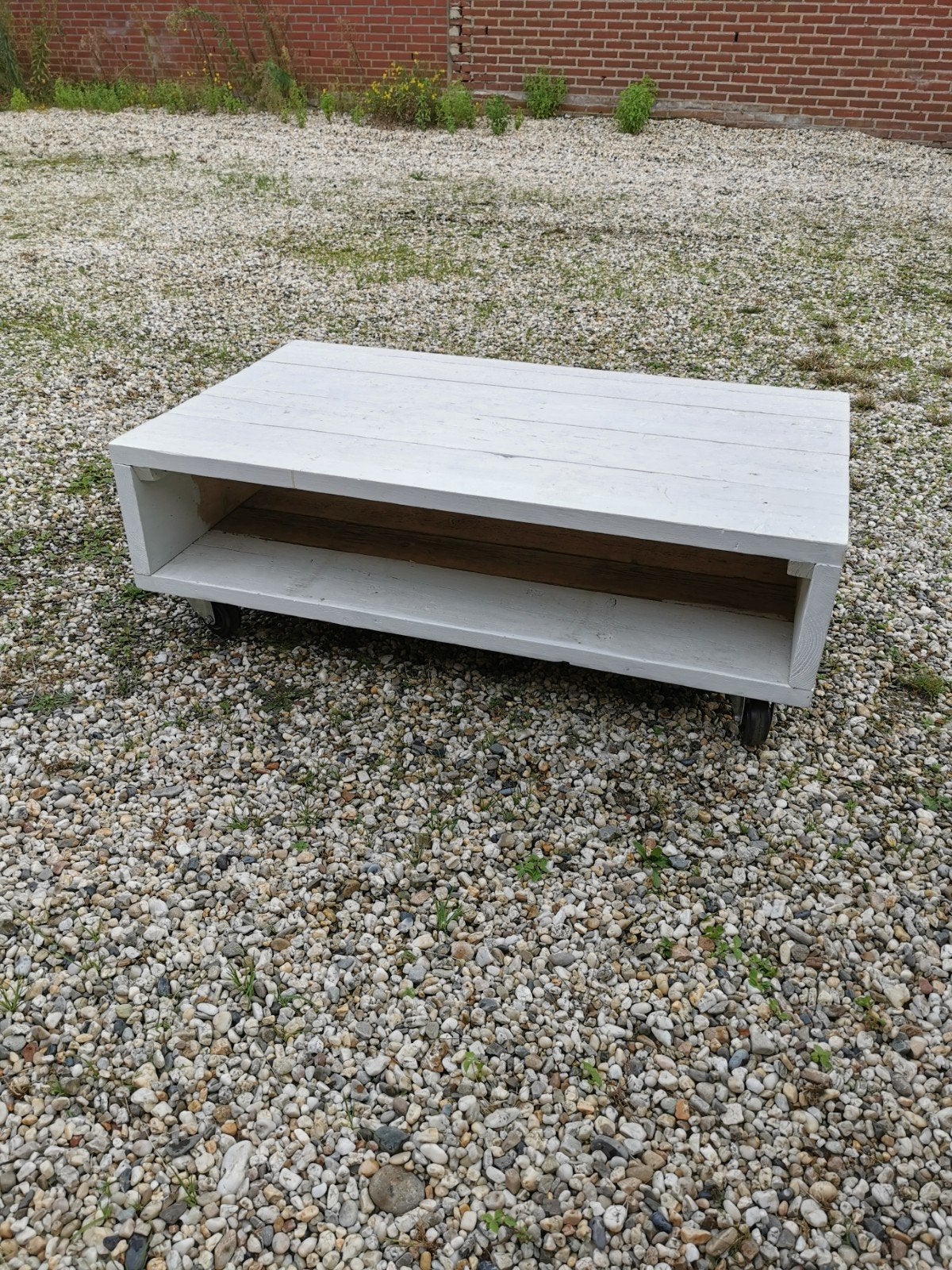 Salontafel/tv-meubel van steigerhout met wielen, Huis en Inrichting, Ophalen