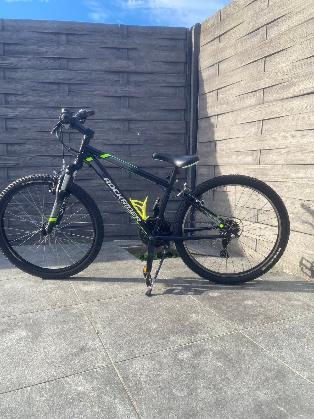 B-Twin Rockrider ST500.  24 inch jongensfiets, Ophalen, Zo goed als nieuw, 24 inch, Versnellingen