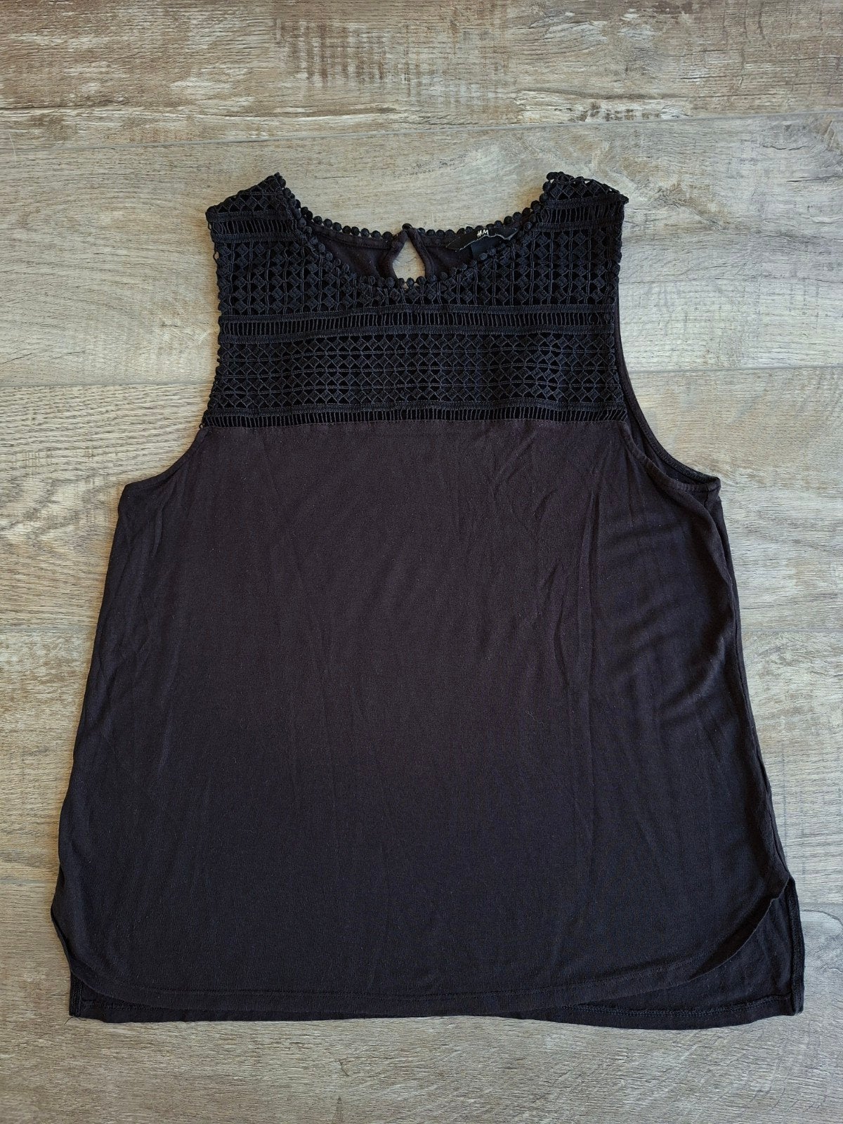 H&M zwarte kanten top - maat M - Lace blouse mouwloos, Maat 38/40 (M), H&M, Zwart, Ophalen of Verzenden