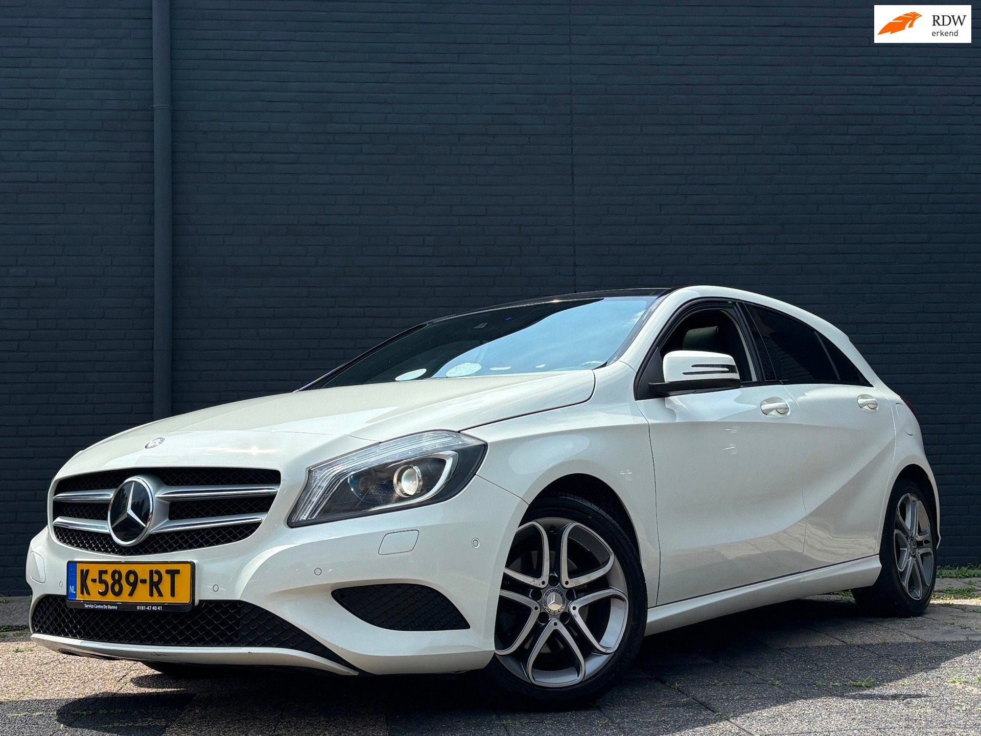 Mercedes-Benz A-klasse 200 Prestige | Automaat | Pano | Stoe, Gebruikt, Leder en Stof, Wit, 1595 cc