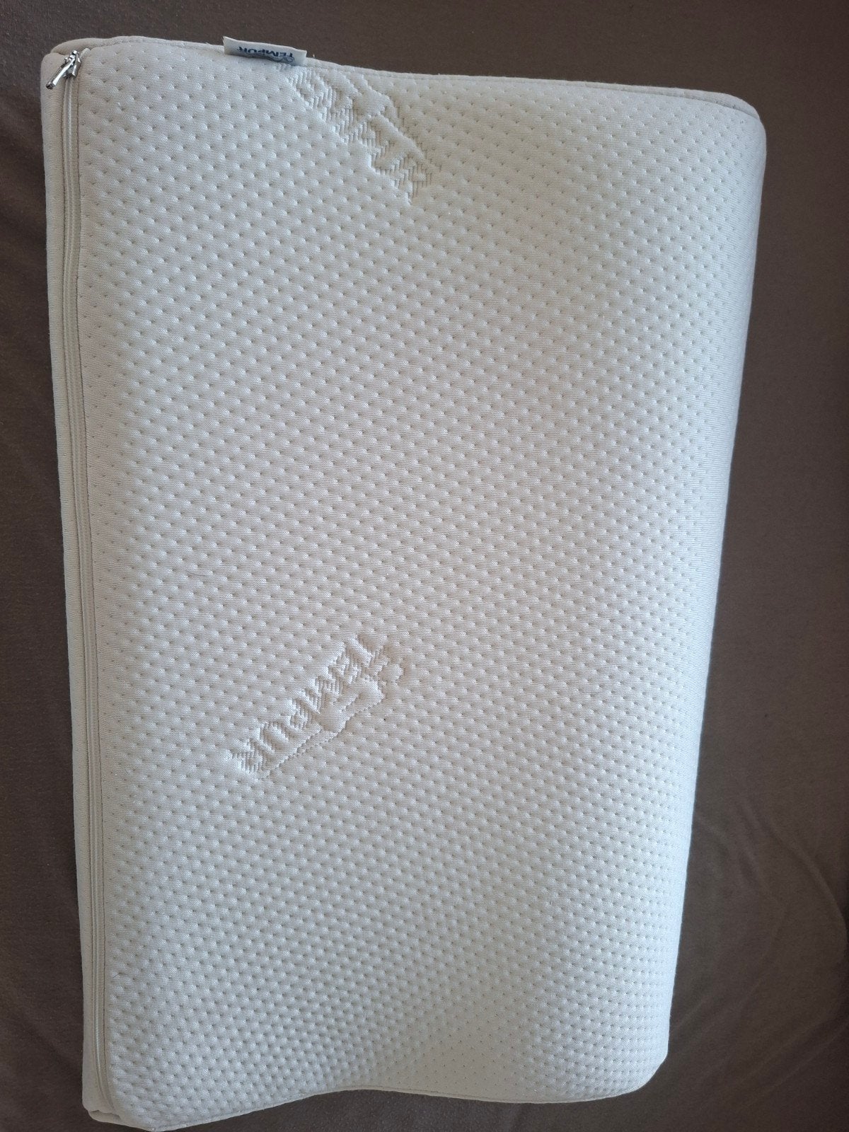 Mooi en heel fijn hoofdkussen van Tempur, Wit, Hoofdkussen, Ophalen of Verzenden, Zo goed als nieuw