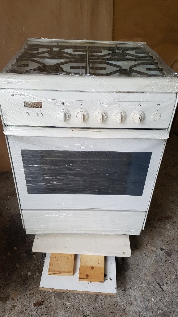 Fornuis met elektrische oven Siemens, Witgoed en Apparatuur, Fornuizen, Ophalen, Gebruikt, 60 cm of meer, 4 kookzones