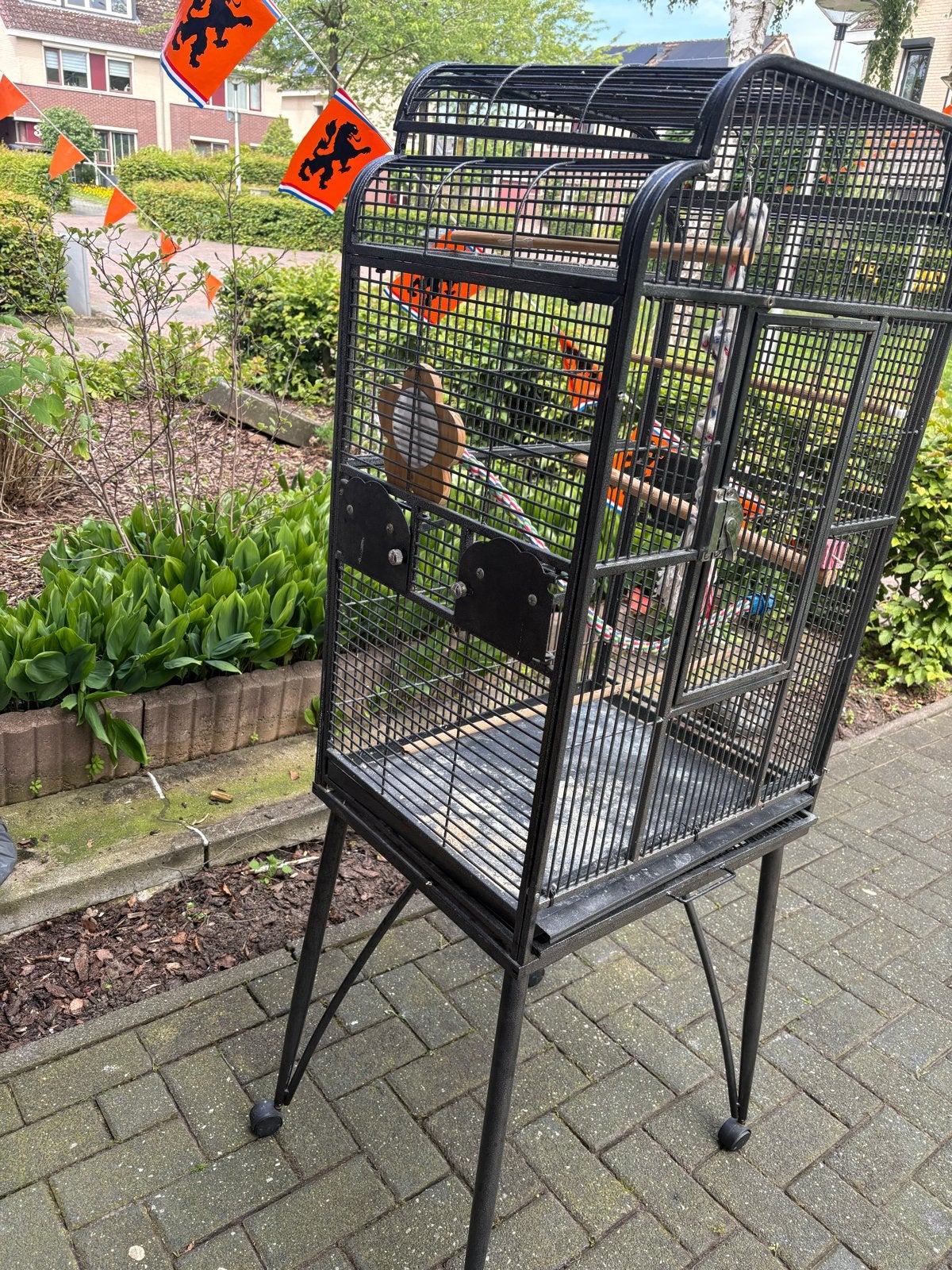 Vogelkooi ongeveer 1,60 hoog 50x60, Ophalen, Metaal, Vogelkooi