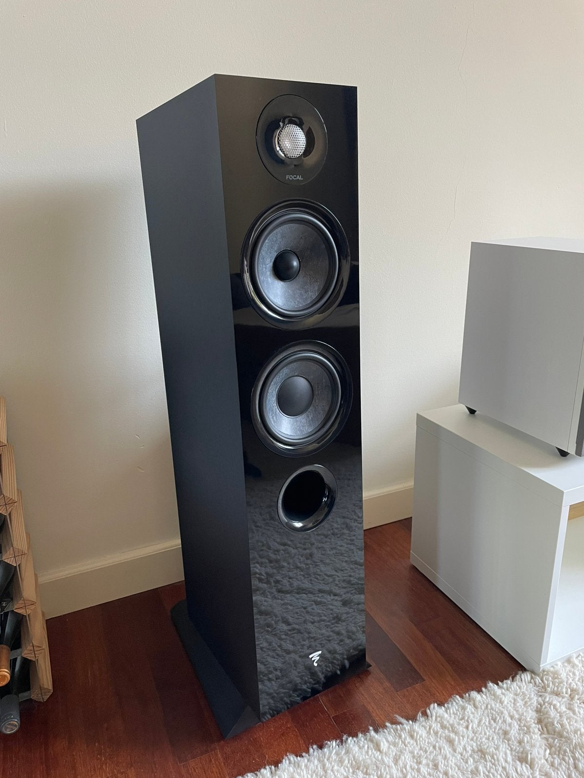 Focal Chora 816 zwart, Vloerstaande luidspreker, Inclusief standaarden, Zo goed als nieuw, 60 tot 120 watt