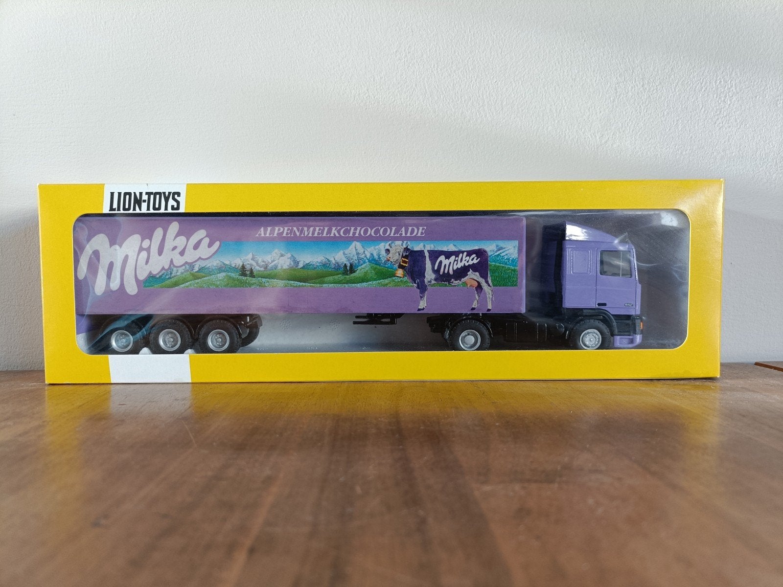 Lion-toys Milka truck, Ophalen of Verzenden, Zo goed als nieuw, Bus of Vrachtwagen, Overige merken
