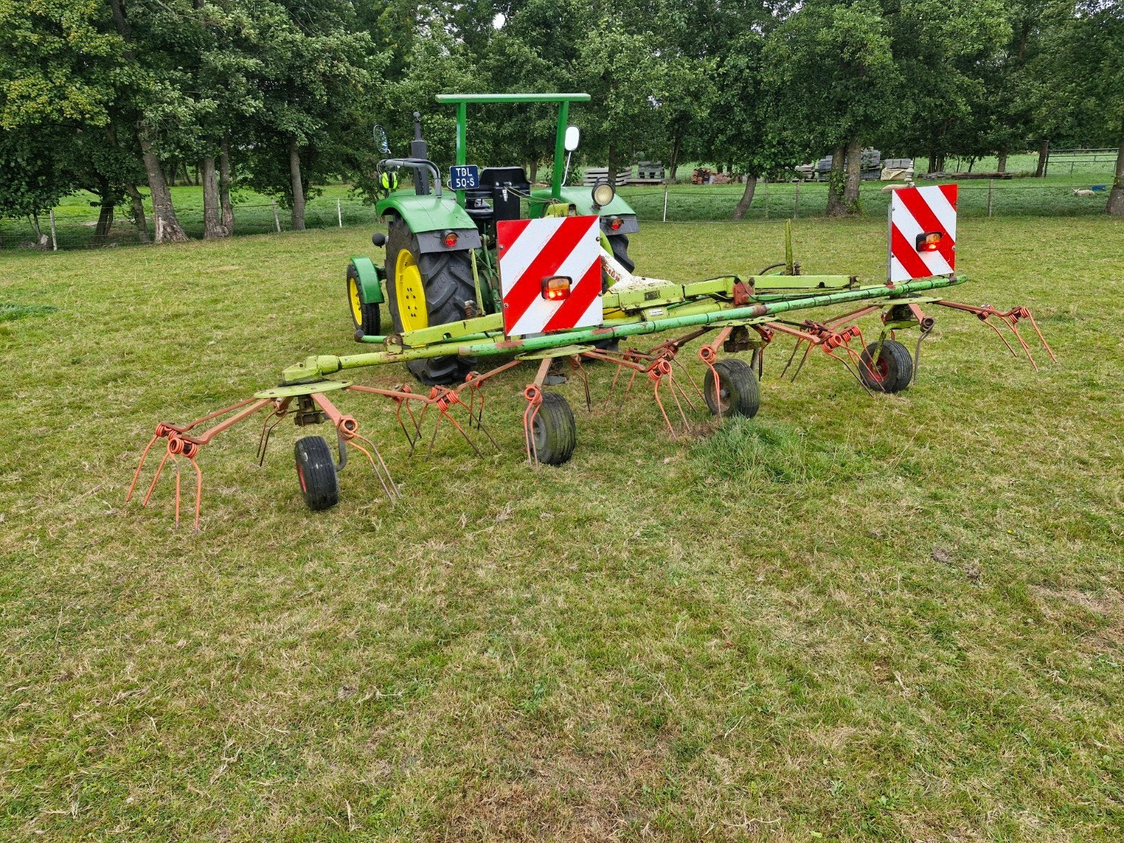 Claas Volto 540 schudder, Ophalen, Weidebouw
