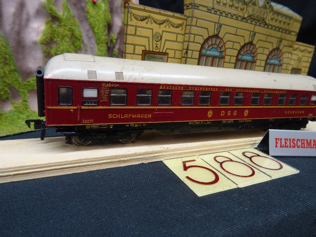 588A=Fleischmann slaapwagen van de DSG.     86, Wisselstroom, Gebruikt, Fleischmann, Wagon