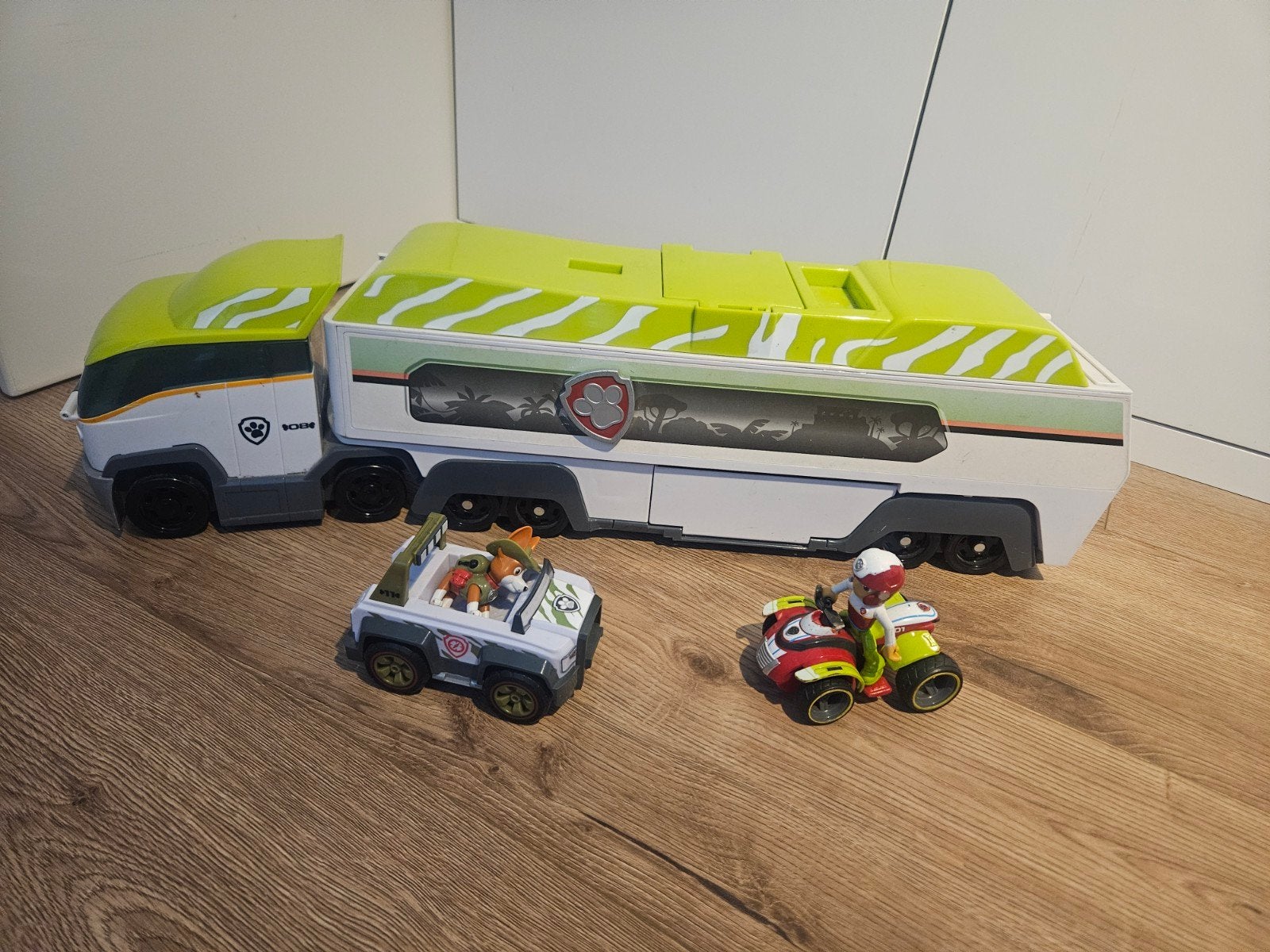Paw Patrol Jungle Patroller set met voertuigen, Ophalen of Verzenden, Zo goed als nieuw