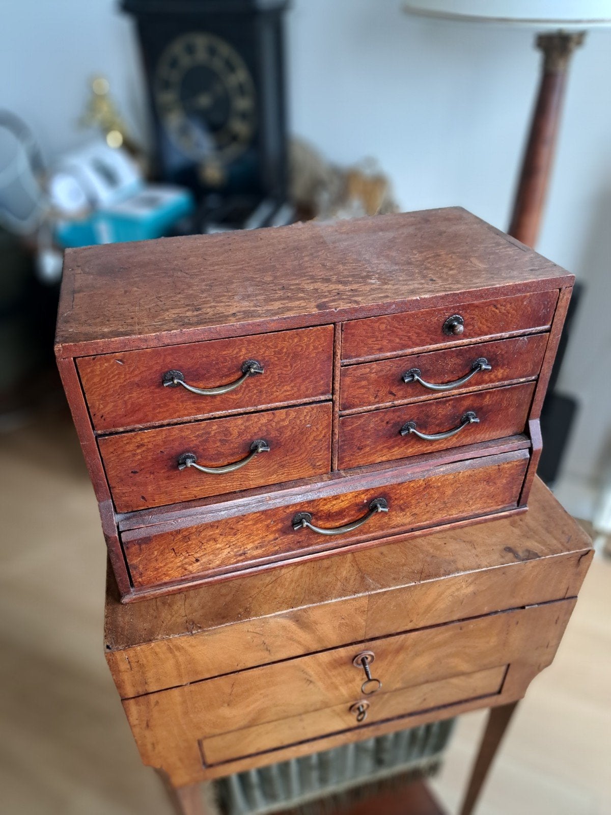 Antiek massief houten ladekastje voor snuisterijen/sieraden, Ophalen of Verzenden
