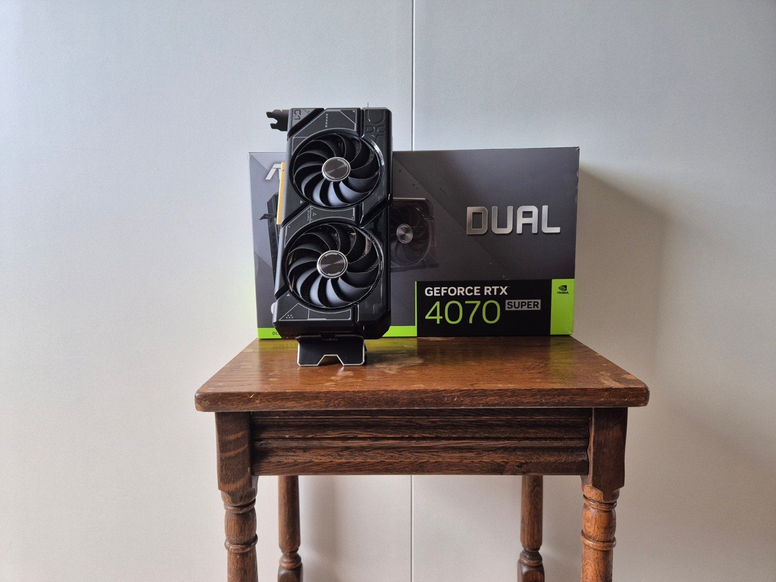 Asus Dual GeForce RTX 4070super OC, Computers en Software, Ophalen, GDDR6, PCI-Express 4, Zo goed als nieuw