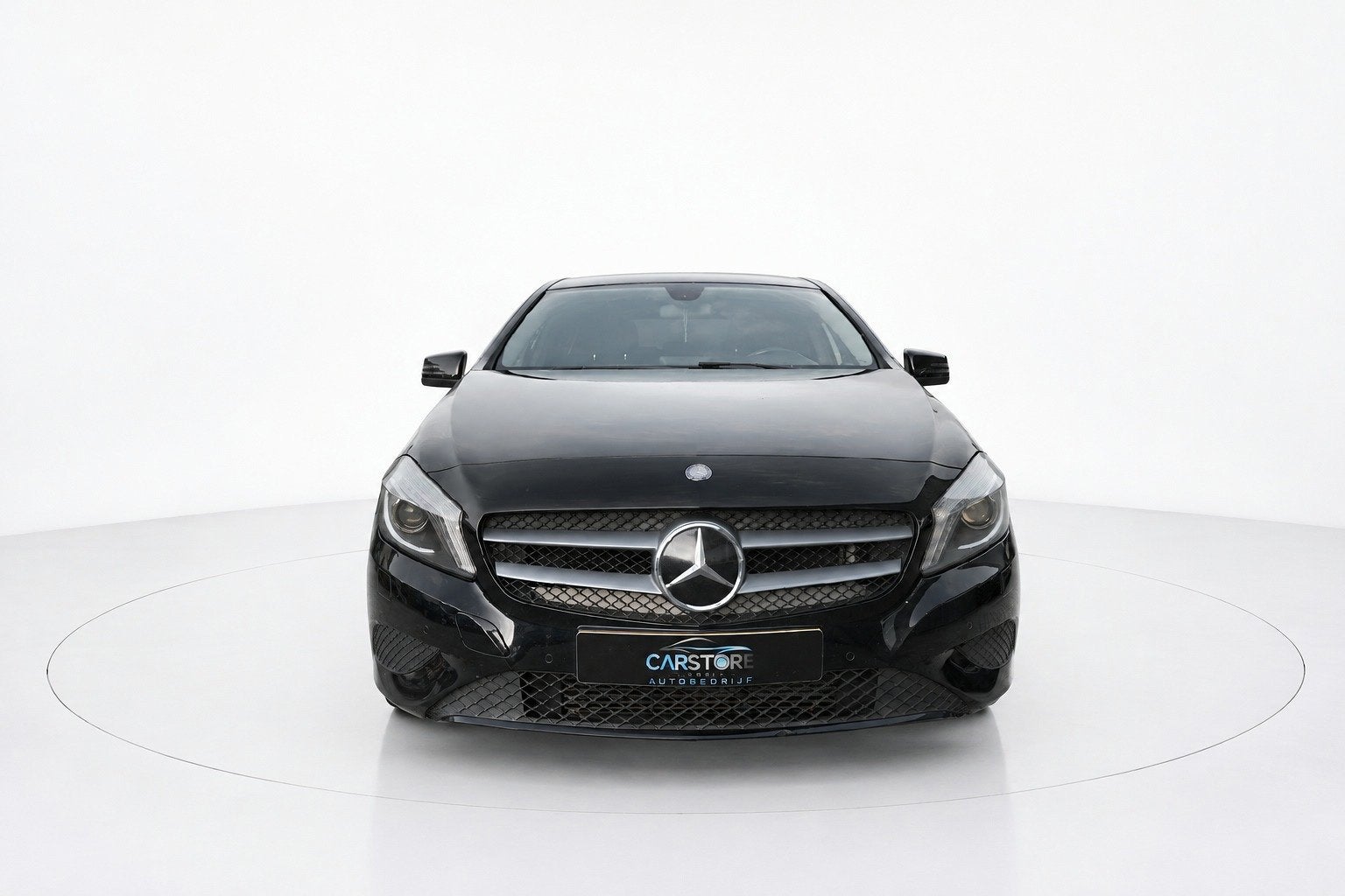 Mercedes-Benz A-klasse 180 Ambition LEER PDC NAVI LED, Auto's, Voorwielaandrijving, Gebruikt, 4 cilinders, Leder en Stof