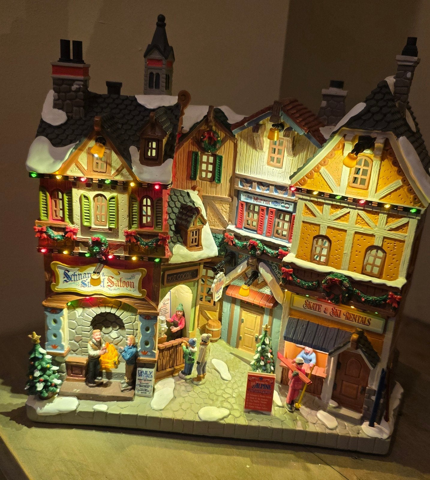 Lemax facade Alpine Winter Shops, Ophalen, Zo goed als nieuw