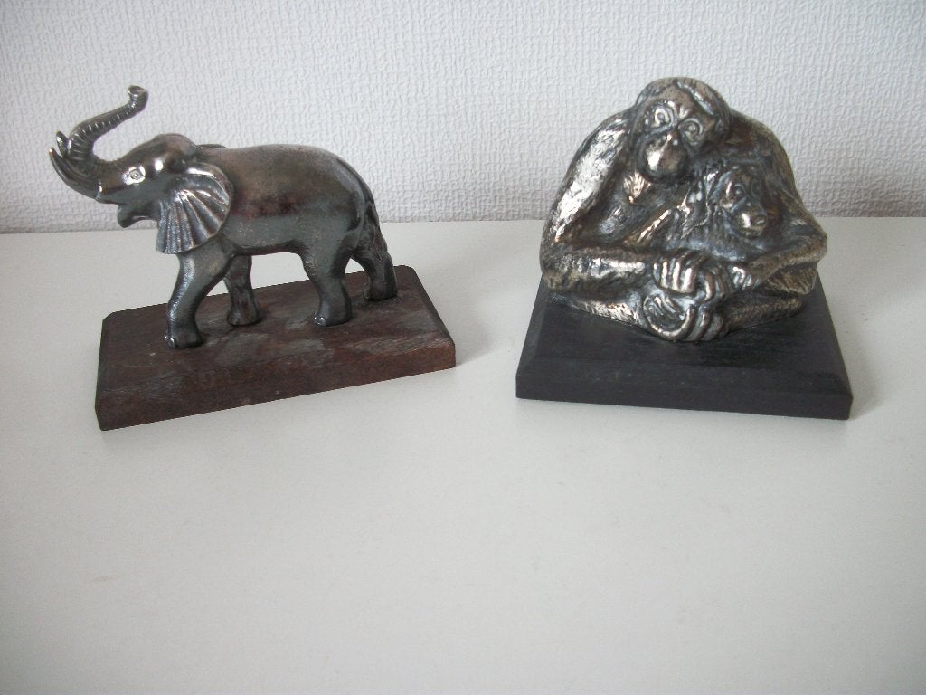 2x WNF - Olifant - Orang Oetan Verzilverd - zgan - per stuk, Verzamelen, Beelden en Beeldjes, Ophalen of Verzenden, Zo goed als nieuw