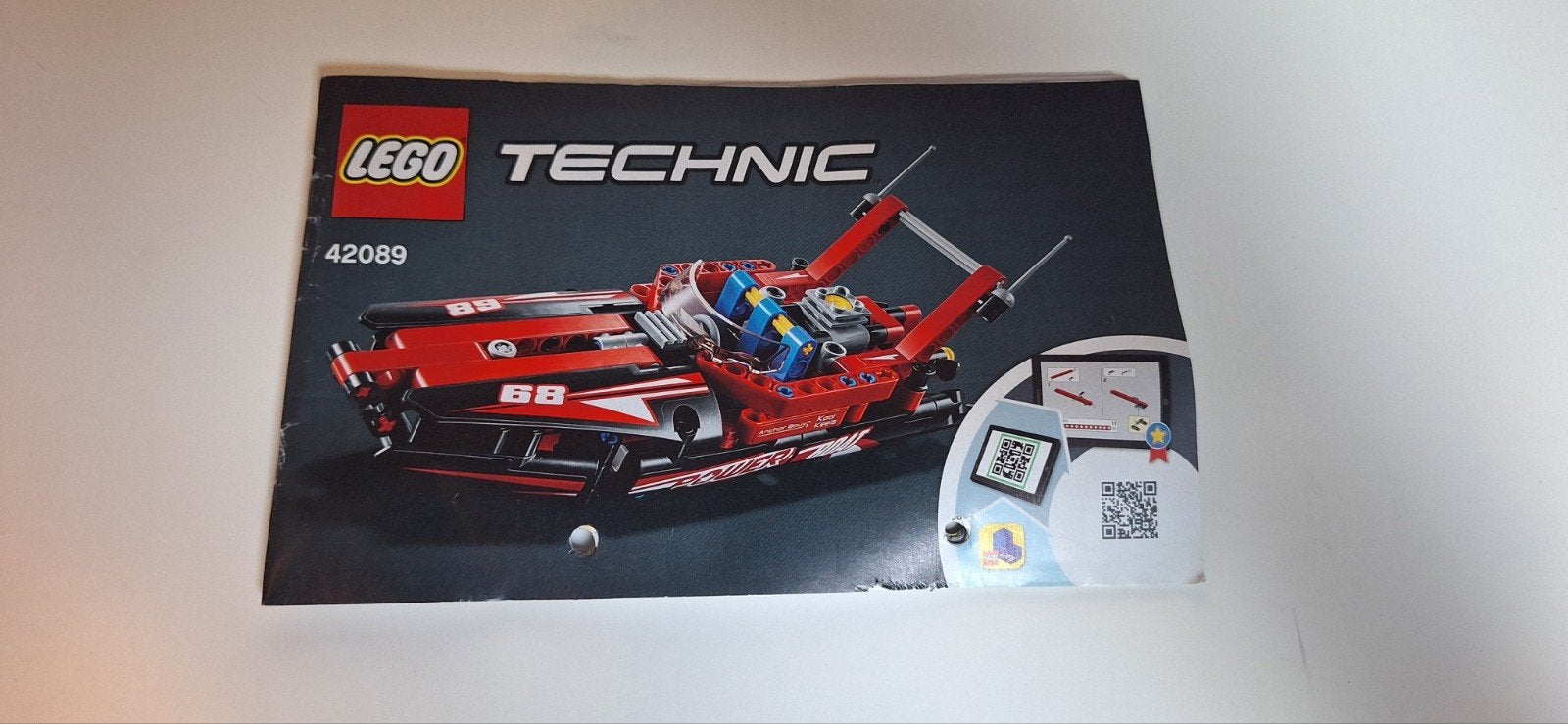 Lego Technic 42089 Powerboot - Compleet met doos en boekje, Kinderen en Baby's, Lego, Ophalen of Verzenden, Zo goed als nieuw