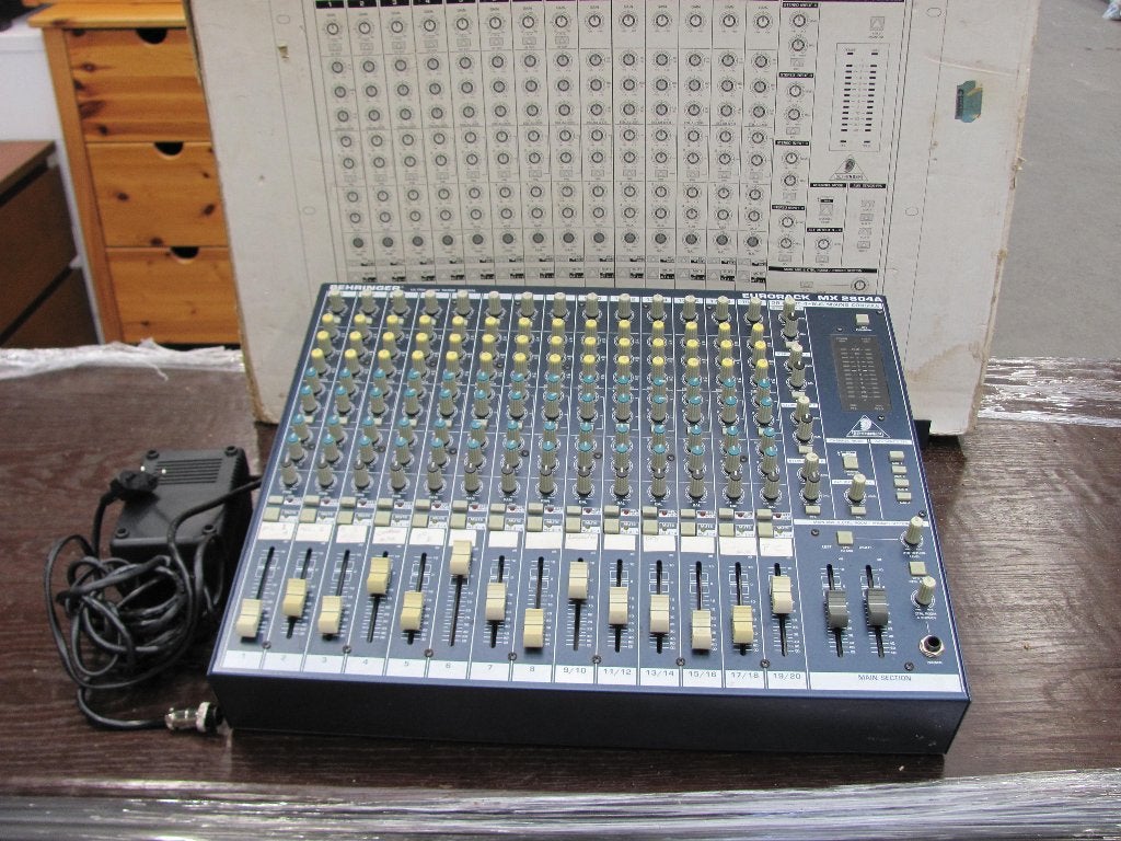 Kavel mengpanelen en toebehoren 2SwitchOnline, Muziek en Instrumenten, Ophalen
