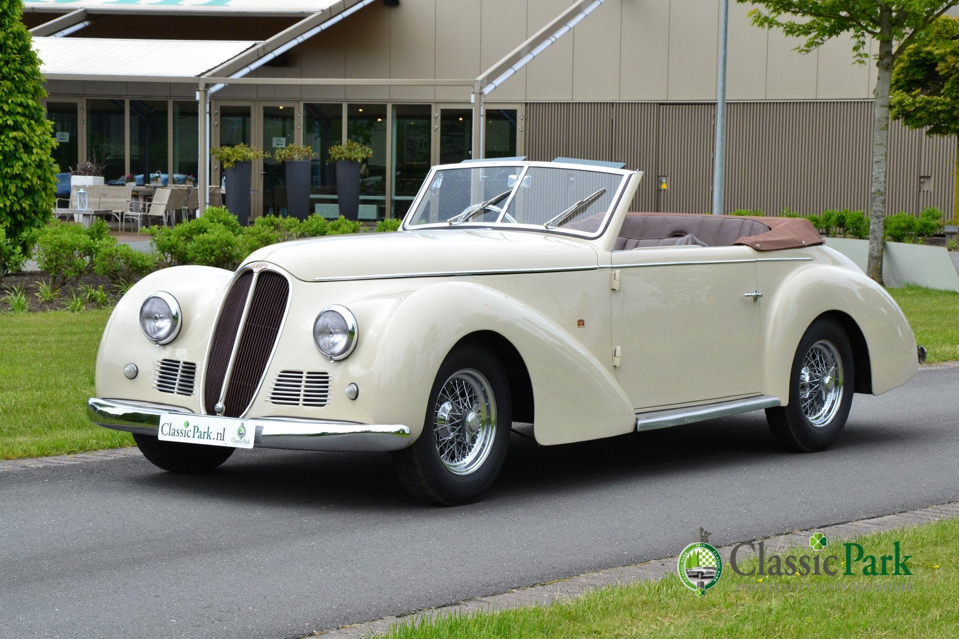 delahaye 135 MS (bj 1947), Auto's, Overige merken, Cabriolet, Beige, Leder