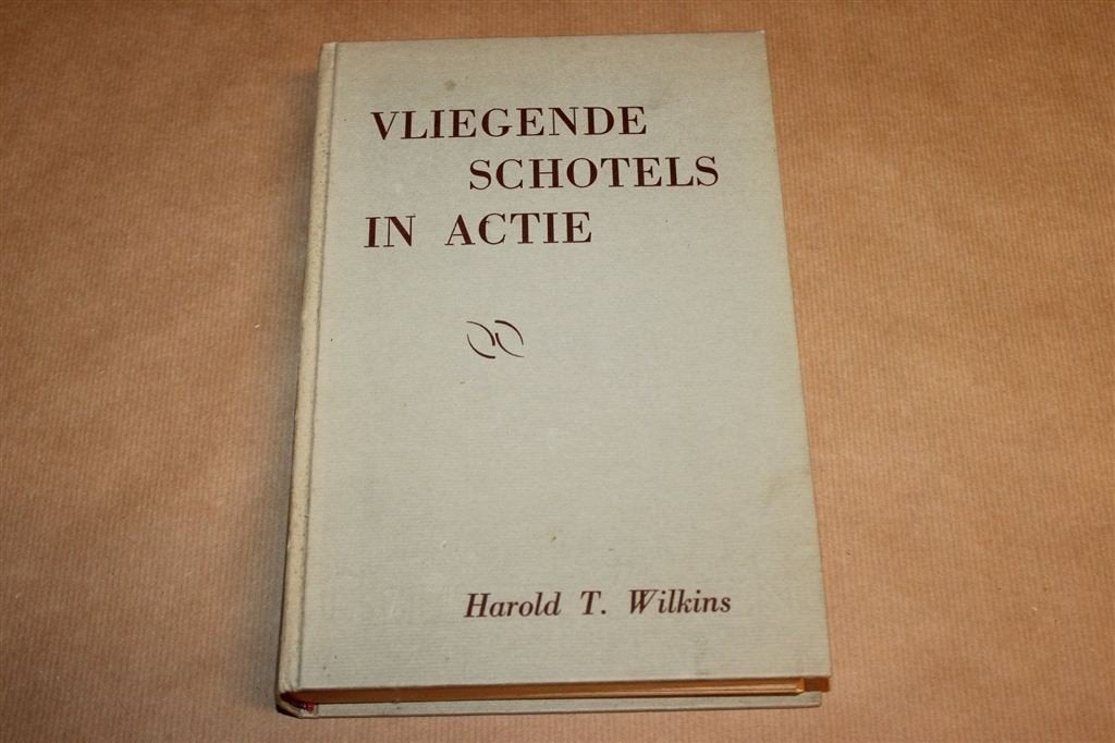 Vliegende Schotels in Actie — Ufo-waarnemingen, Vintage 1955, Boeken, Ophalen of Verzenden, Gelezen, Overige onderwerpen, Achtergrond en Informatie