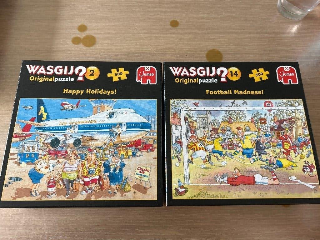 Wasgij Original Puzzels: Happy Holidays & Football Madness, Ophalen of Verzenden, 500 t/m 1500 stukjes, Zo goed als nieuw, Legpuzzel