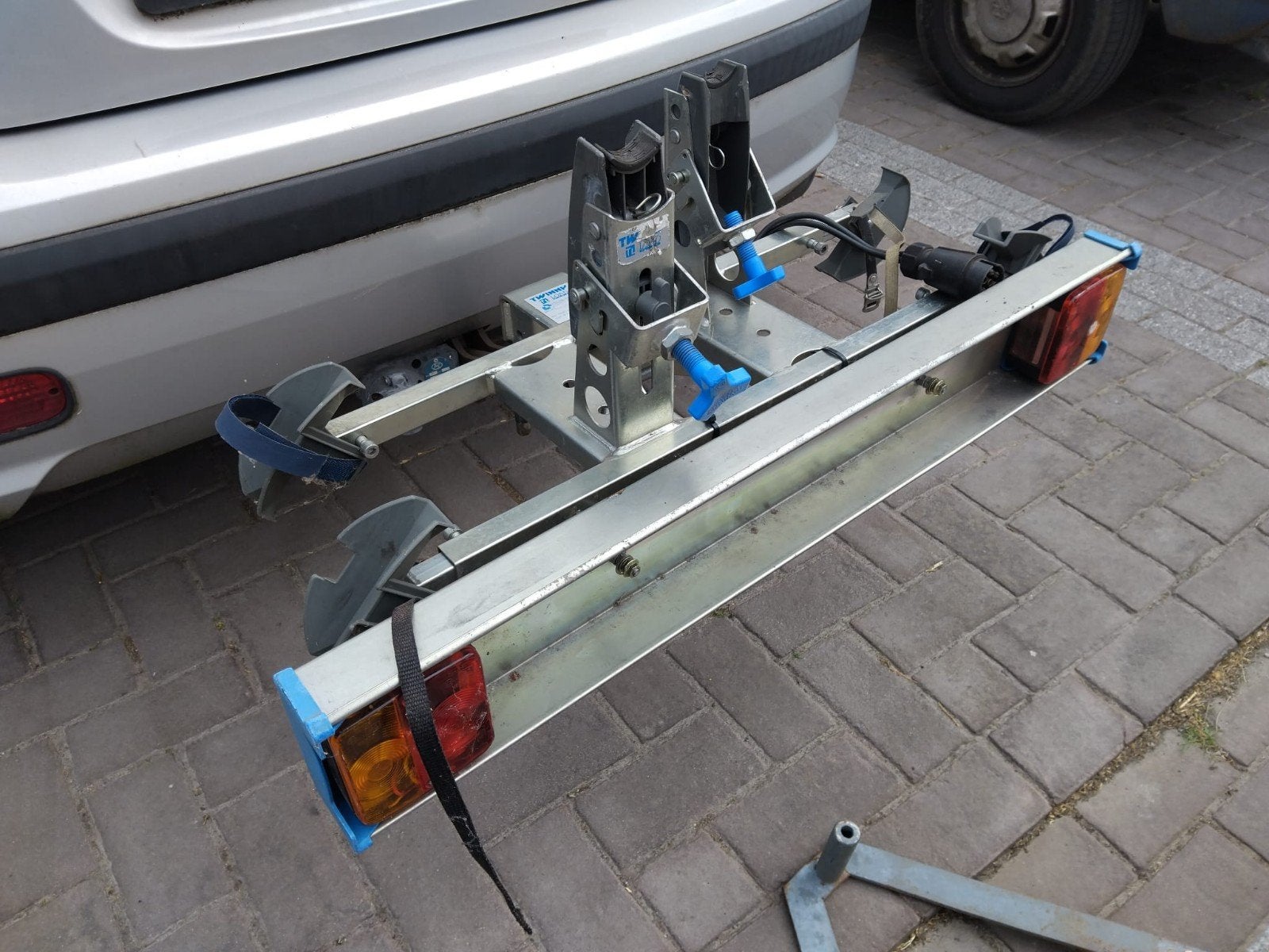 Fietsendrager Twinny load - bieden, Ophalen, Gebruikt, 2 fietsen, Trekhaakdrager