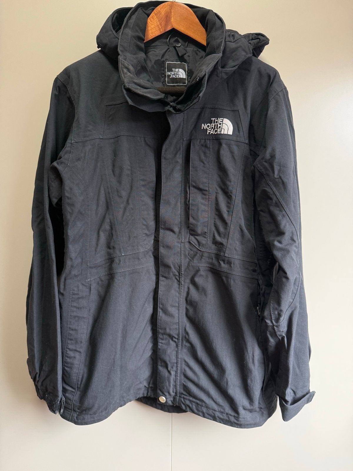 The North Face HyVent winter Jas Zwart Maat S/P, Ophalen of Verzenden, Zo goed als nieuw, Maat 46 (S) of kleiner, Zwart