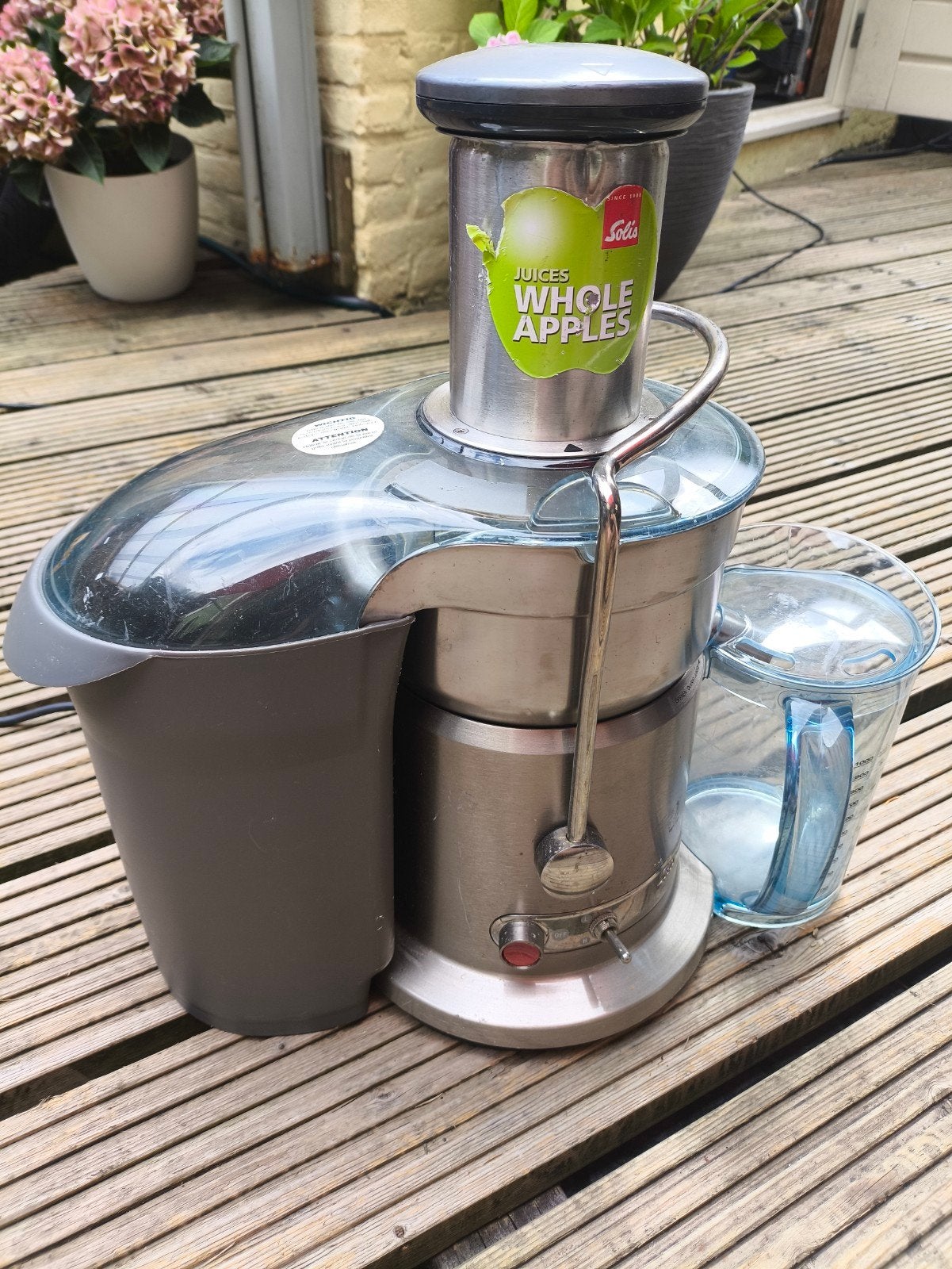 Solis juice fountain pro, Ophalen of Verzenden, Gebruikt, Elektrisch, Sapcentrifuge