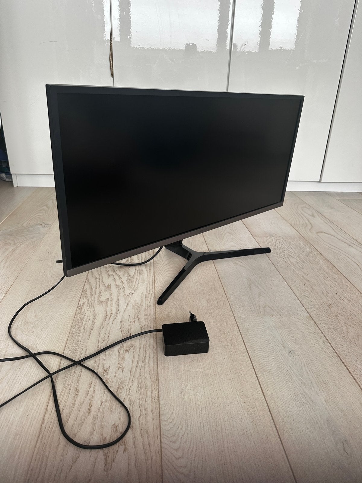 Samsung 27 inch curved gaming monitor-Model: LC27RG50, HDMI, Curved, VA, Full HD
