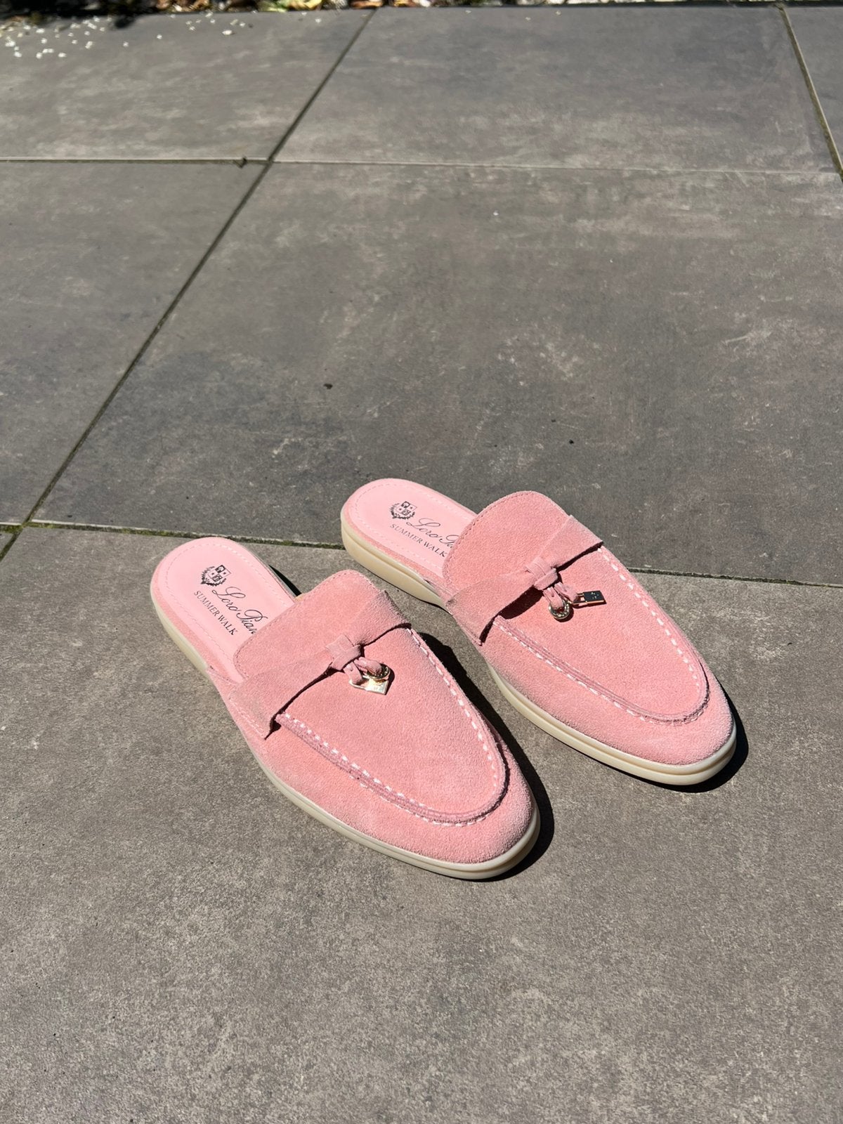 Loro Piana Summer Walks, Ophalen of Verzenden, Zo goed als nieuw, Roze, Sneakers of Gympen