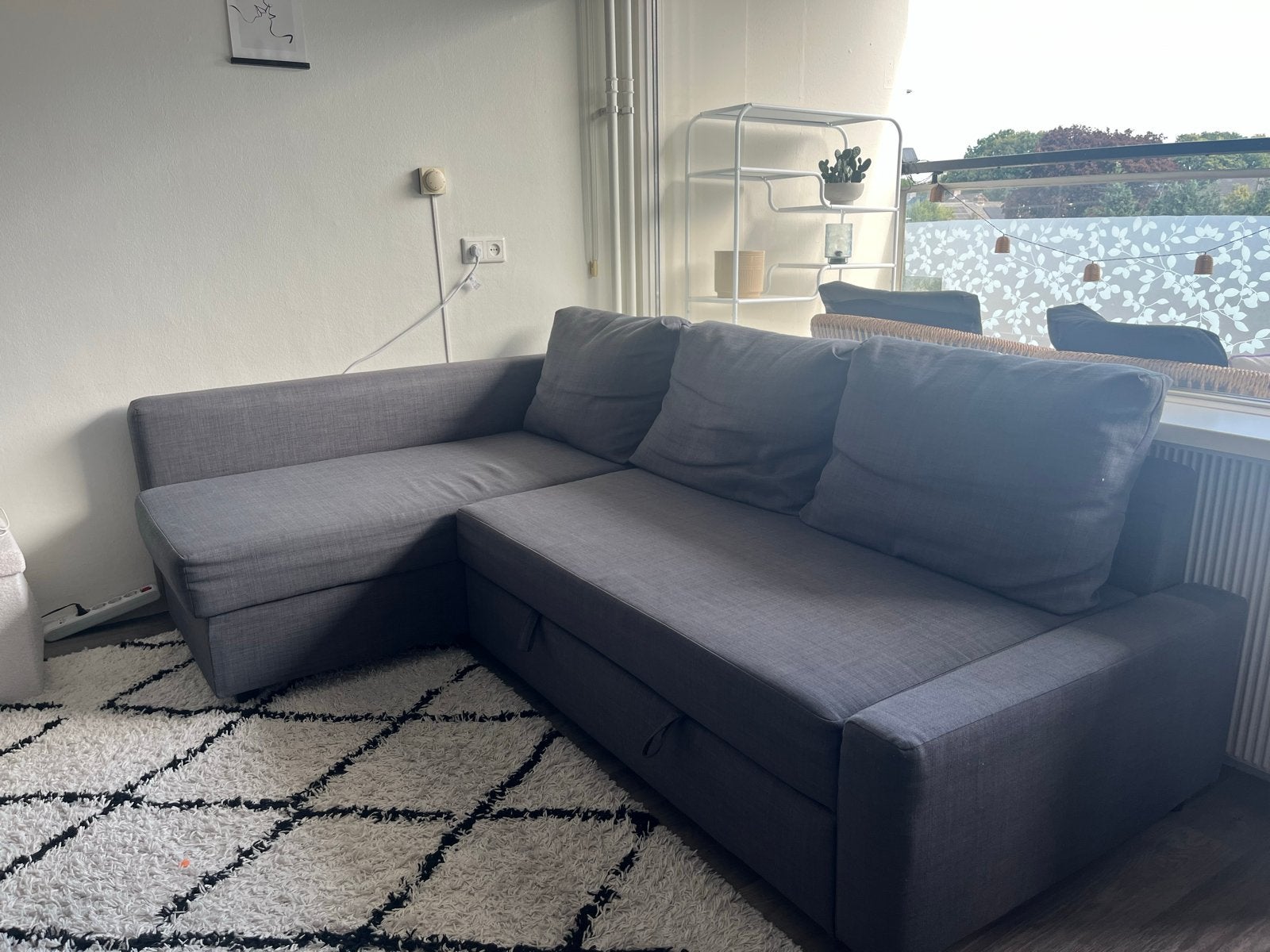 Ikea slaapbank met chaise longue en opbergruimte