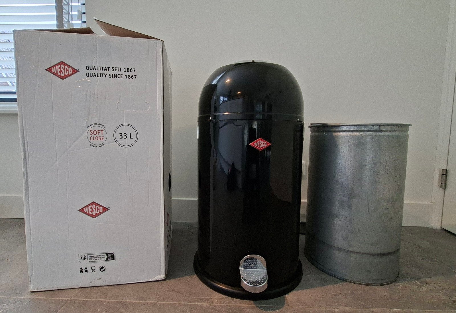 Wesco Kickmaster Pedaalemmer Zwart 33L, Gebruikt, Met pedaal, Ophalen of Verzenden, 30 tot 40 liter