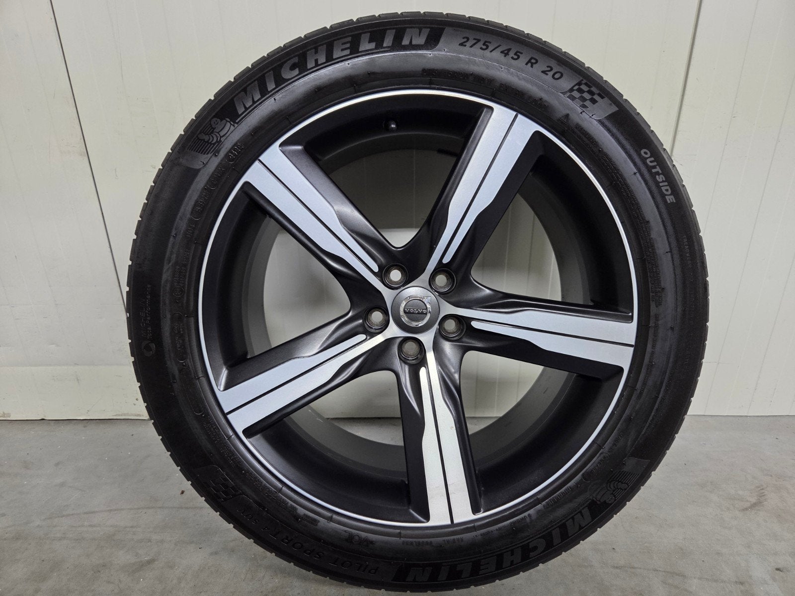Volvo XC90 20 inch velgen R design 275 45 20 Michelin, Auto-onderdelen, Ophalen, Gebruikt, 275 mm, Banden en Velgen