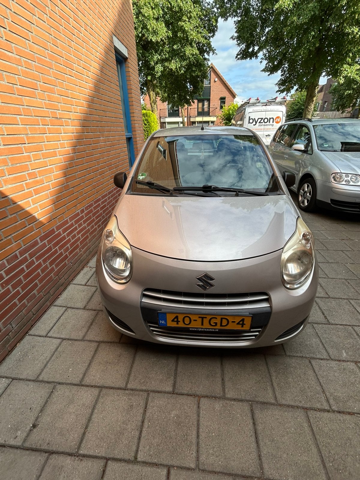 Suzuki Alto 1.0 2012 Grijs, Voorwielaandrijving, 200 kg, 4 stoelen, Origineel Nederlands