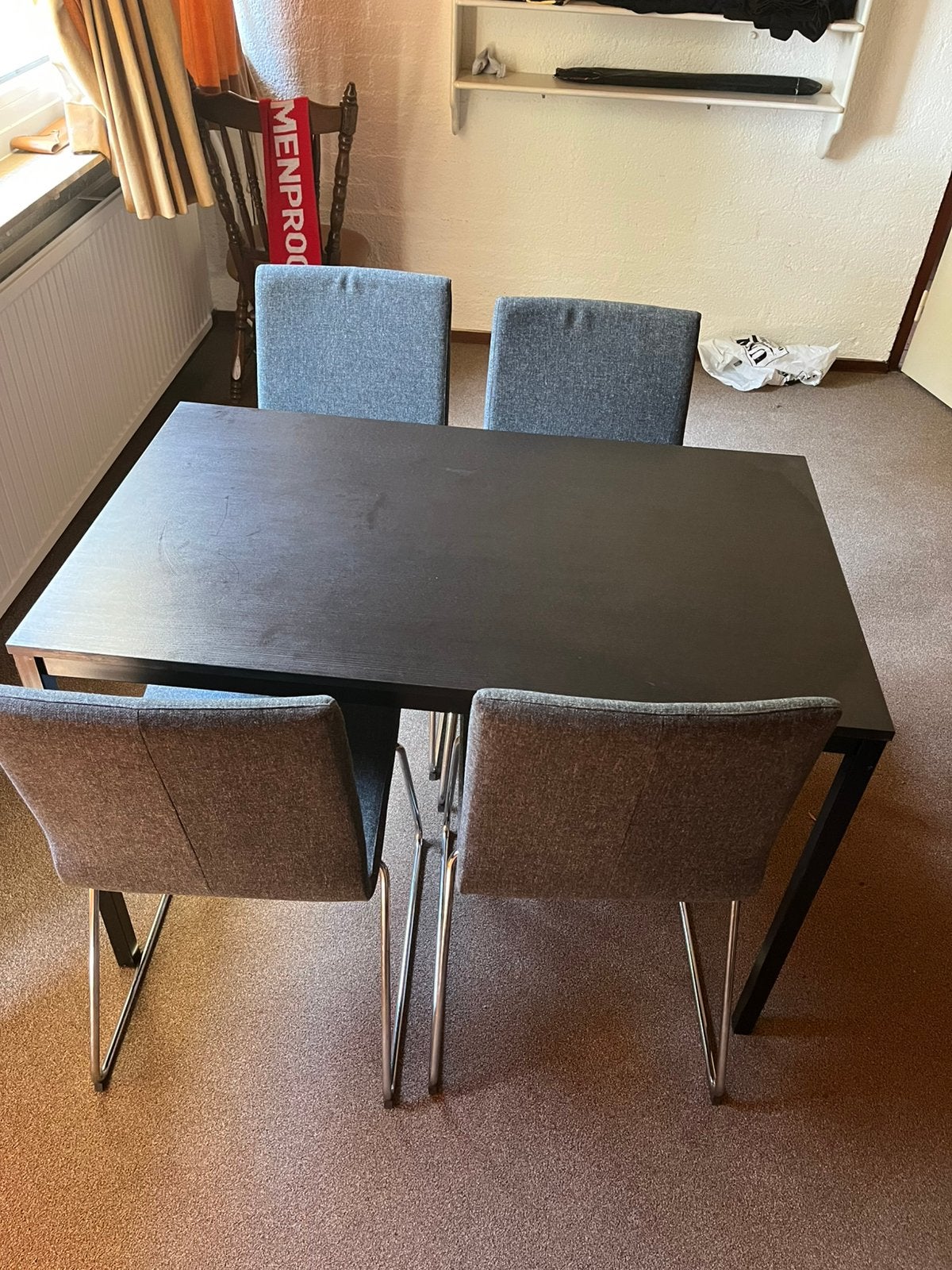 Tafel met 4 stoelen, Huis en Inrichting, Ophalen, Minder dan 50 cm, 100 tot 150 cm, Zo goed als nieuw