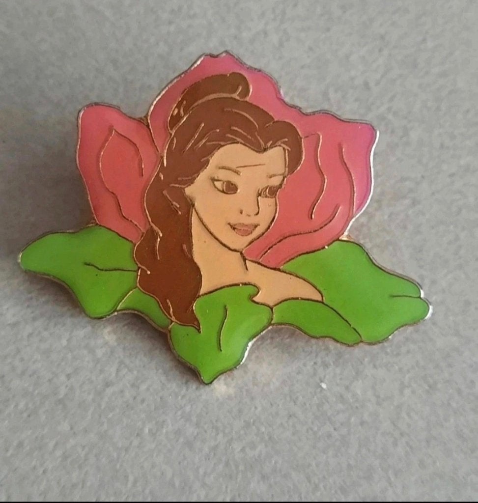 Disney pin Belle en de Beest, Ophalen of Verzenden, Overige figuren, Gebruikt, Overige typen