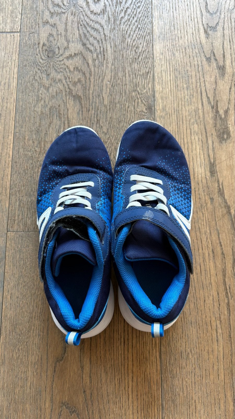 Decathlon gymschoenen maat 35 - blauw, Ophalen of Verzenden, Gebruikt, Sportschoenen