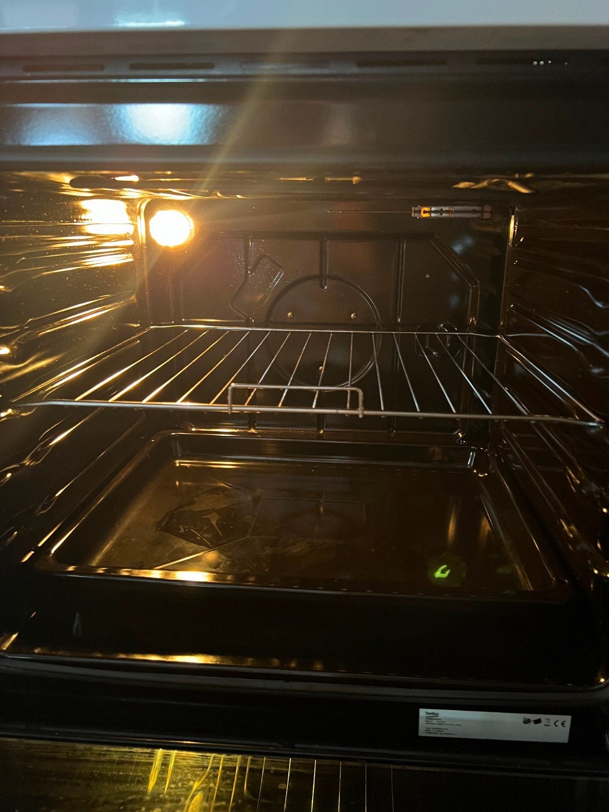Beko Elektrisch Fornuis met Oven - Zo goed als nieuw, Witgoed en Apparatuur, Fornuizen, Ophalen, 4 kookzones, Zo goed als nieuw