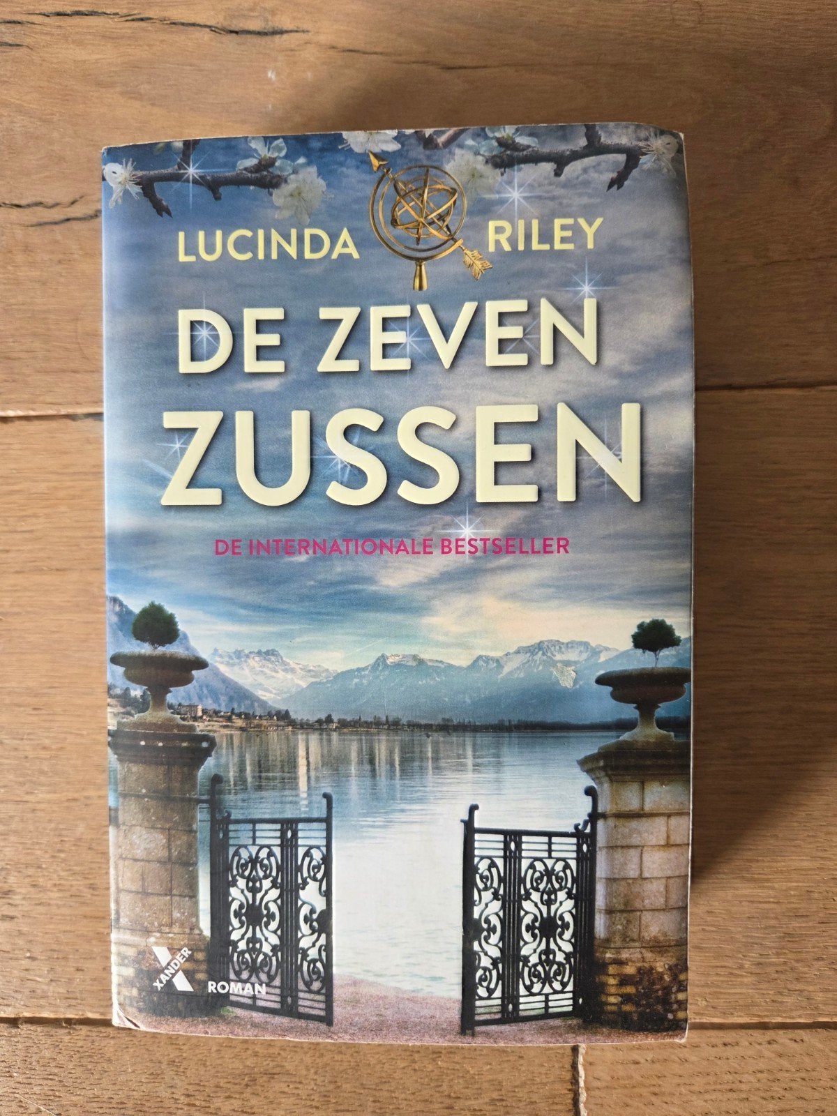 De Zeven Zussen - Lucinda Riley (Internationale Bestseller), Ophalen of Verzenden, Gelezen, Lucinda Riley, Nederland