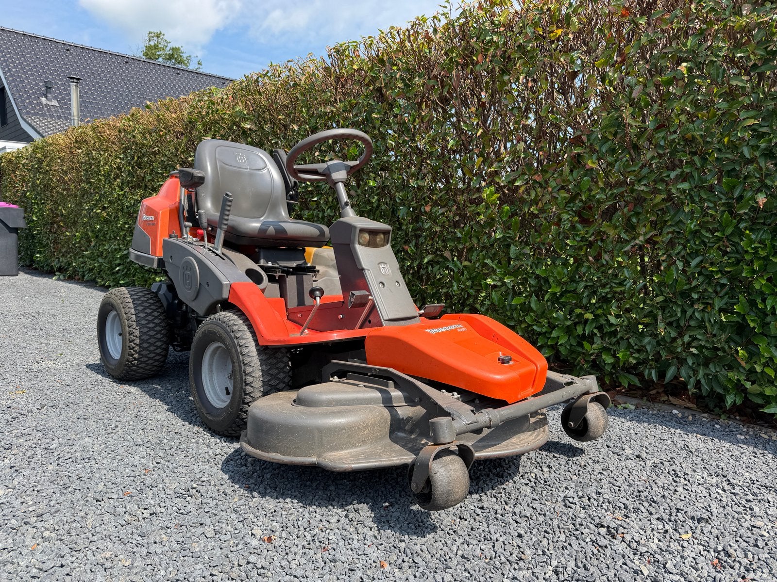 Husqvarna R 422Ts AWD 4x4 frontmaaier, 112cm, Ophalen, Spangahoekweg 67, Gebruikt, Husqvarna