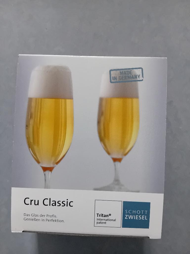 Bierglazen, 2 stuks merk Schott Zwiesel, Ophalen, Nieuw, Bierglas
