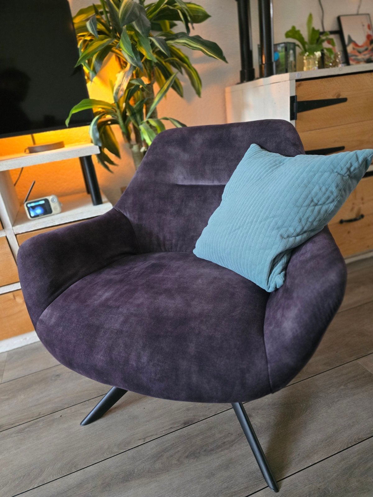 Comfortabele grijs - paarse fauteuil, Ophalen, Modern, Comfortabel, 75 tot 100 cm, Metaal