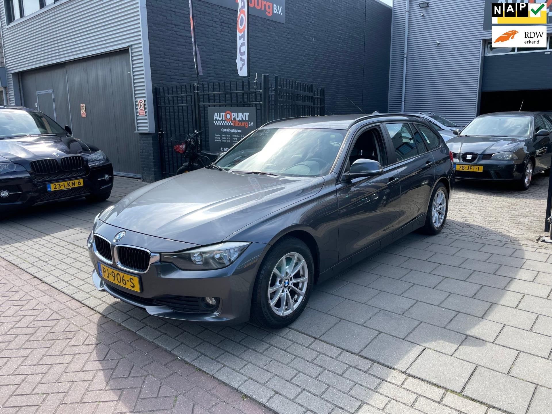 BMW 3-serie Touring 316d High Executive Navi Airco PDC NAP A, Auto's, Automaat, Achterwielaandrijving, 4 cilinders, 116 pk