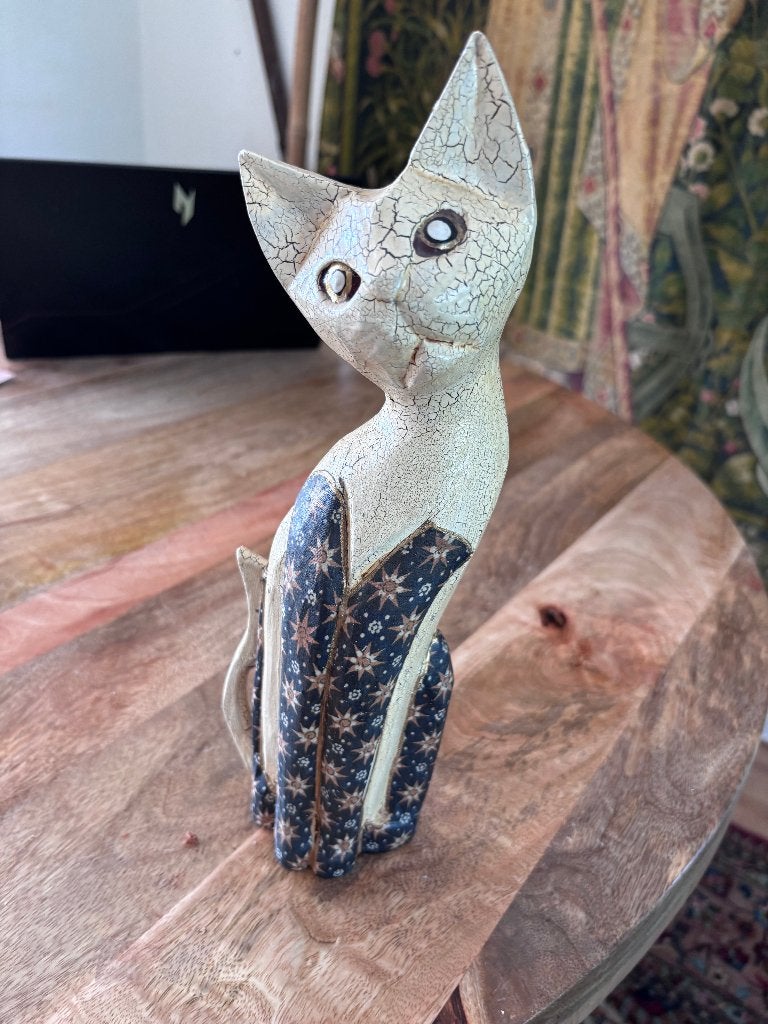 Decoratief houten kattenbeeld – handbeschilderd, Ophalen of Verzenden, Gebruikt, Dier