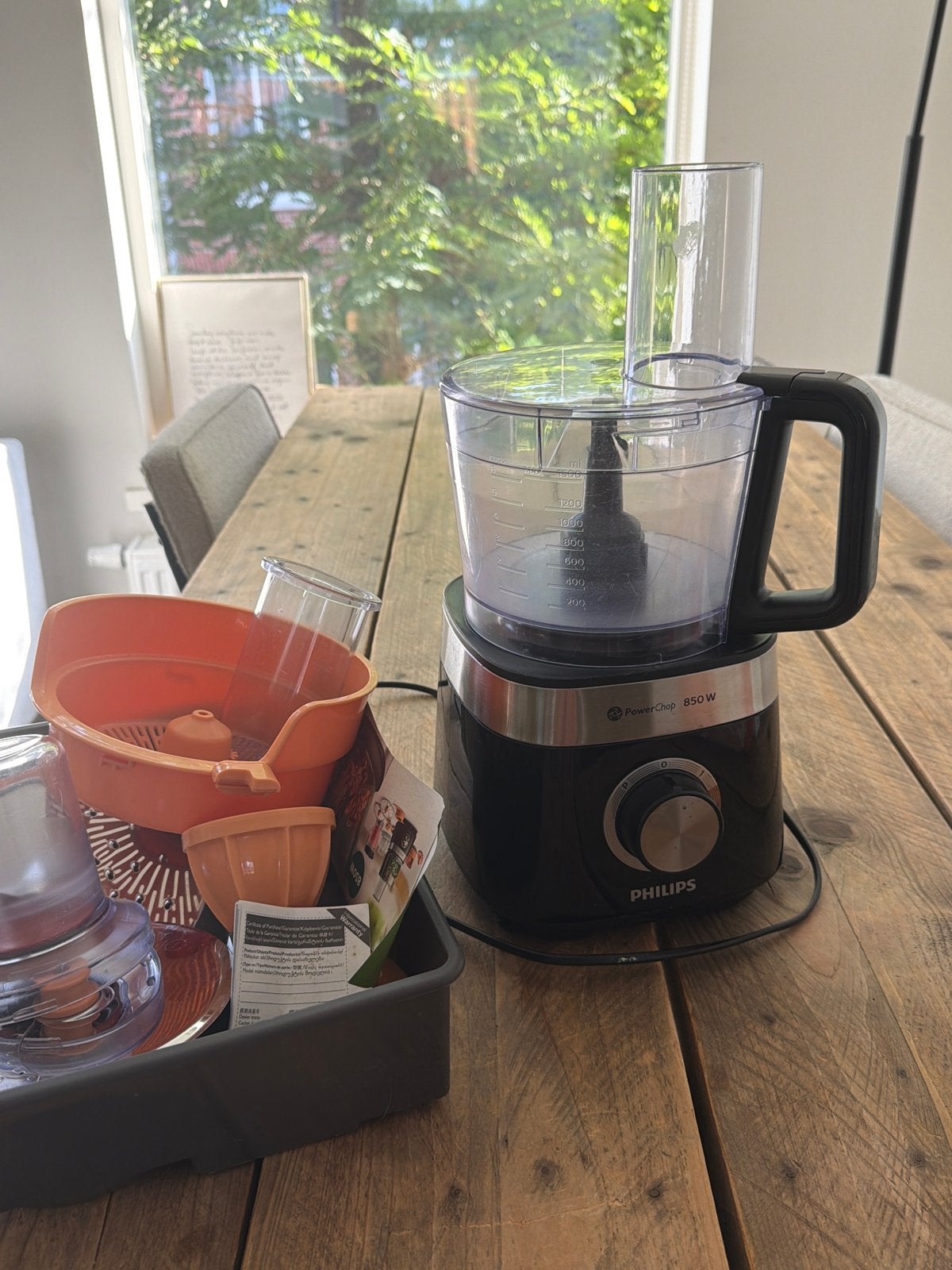 Philips PowerChop 850W Keukenmachine met accessoires, 2 snelheden, Ophalen of Verzenden, Zo goed als nieuw, 2 tot 3 liter