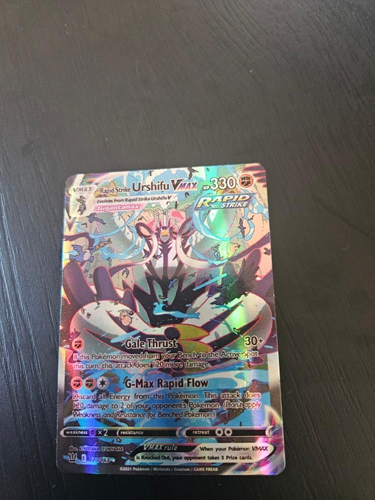 Urshifu VMAX Rapid Strike Pokémon Kaart, Ophalen of Verzenden, Gebruikt, Losse kaart, Foil