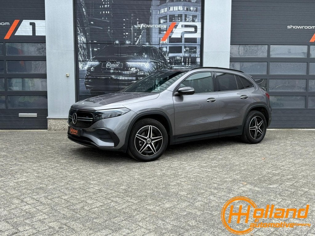 Mercedes EQA 300 4MATIC AMG Line 67 kWh|AMG|Pano|Distronic+|, Auto's, Mercedes-Benz, Automaat, 228 pk, 2005 kg, Gebruikt