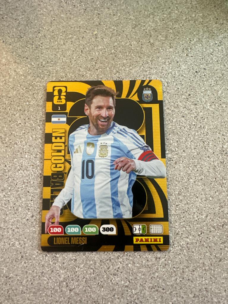 Lionel Messi Golden Ball Panini Adrenalyn XL FIFA WK 2022, Ophalen of Verzenden, Zo goed als nieuw